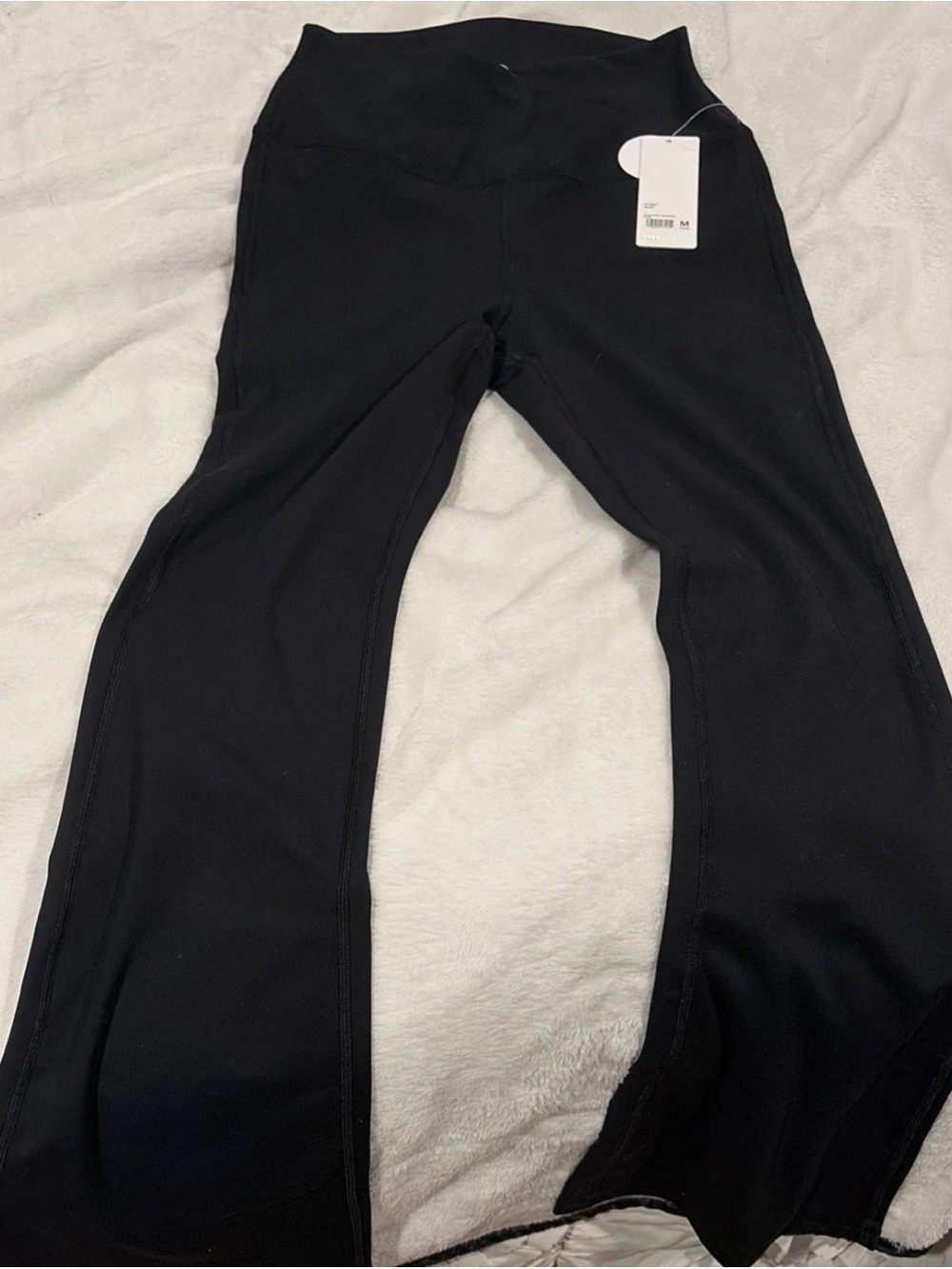 YOGALICIOUS Lux Madison Crossover Flare Leggings M Black NWT